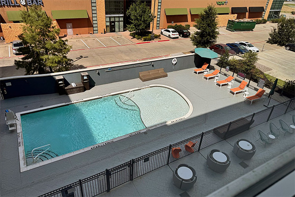 Aloft Pool