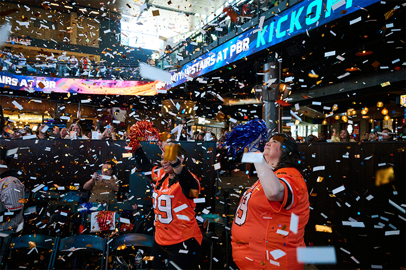 Celebration Crowd Confetti